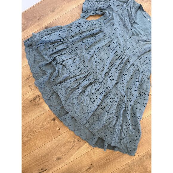 Eyelet Sundance Cotton Dress - Picture 4 of 11